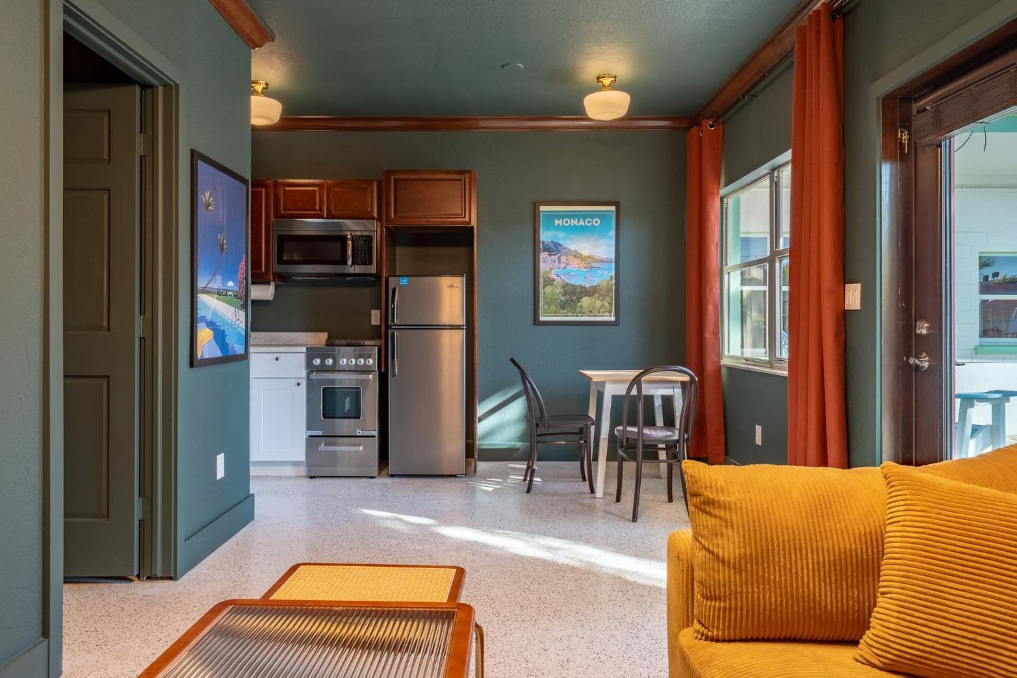Monaco Vacation Rentals Clearwater Beach Exterior photo