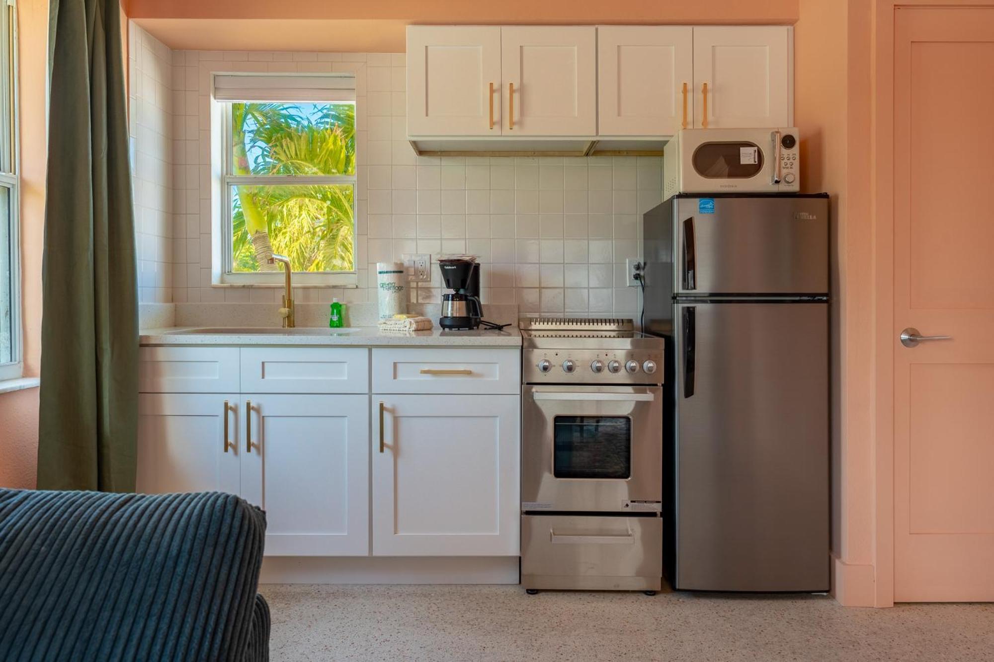 Monaco Vacation Rentals Clearwater Beach Exterior photo